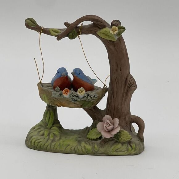 Lot Of 2 Vintage AVON Blue Jay Birds Porcelain On Branch Nest Ceramic Figurine - Picture 3 of 16